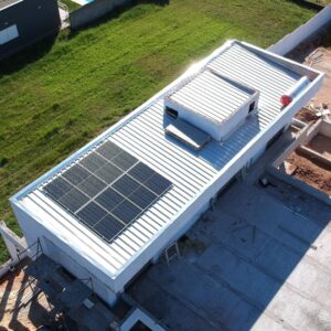 Intti Engenharia Solar - Sistema fotovoltaico com bateria: como funciona o armazenamento
